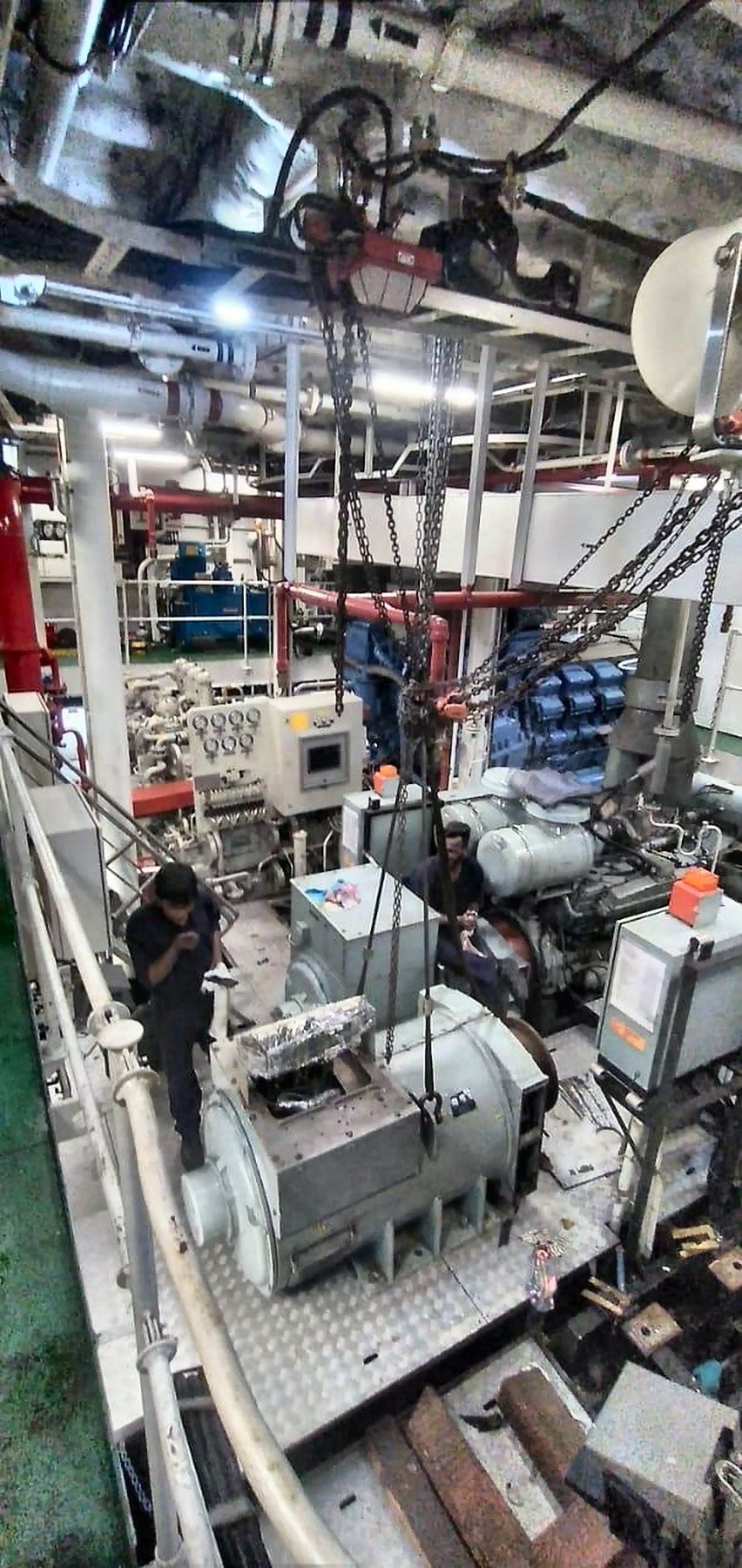 Machinery-Space Installation